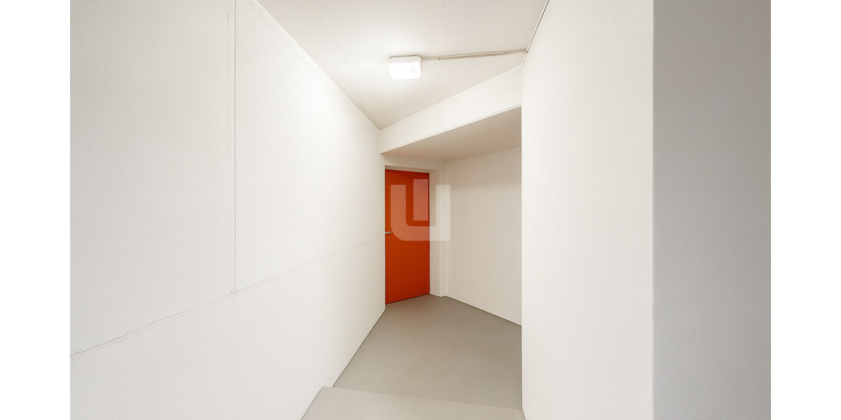 Flur zur Garage