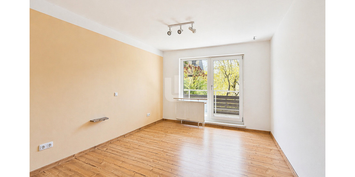 Elternschlafzimmer mit Balkonzugang